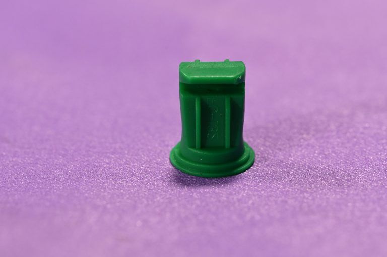 F012