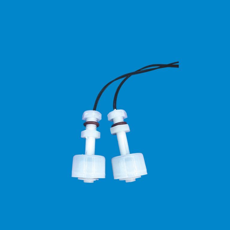 Vertical liquid level float