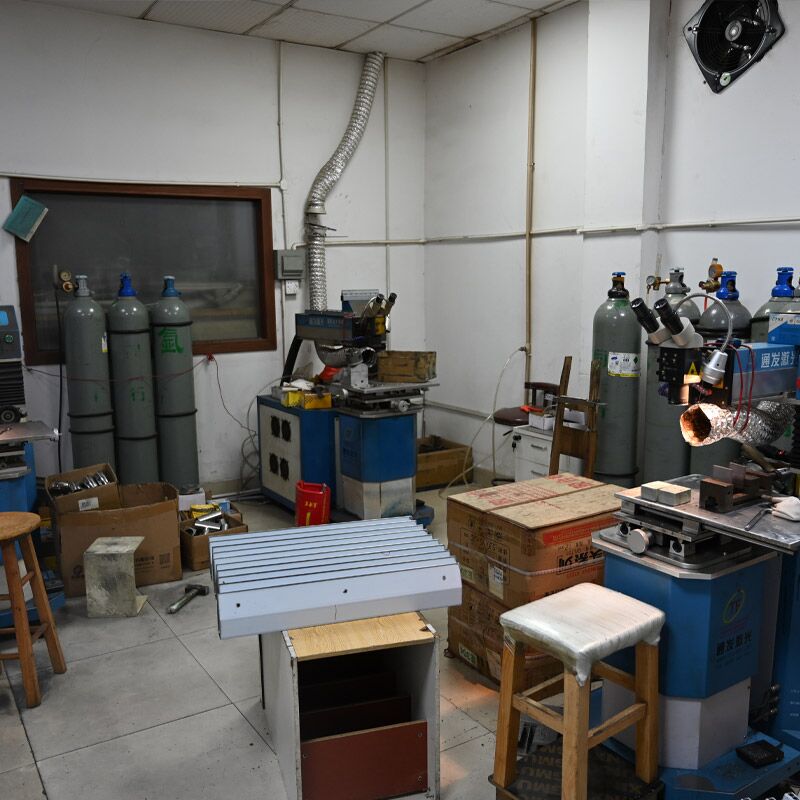 laser welding operation room